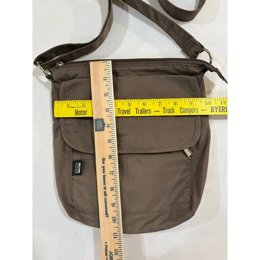 EUC Brown Peak Crossbody Purse Travel Lightweight Compact Bag